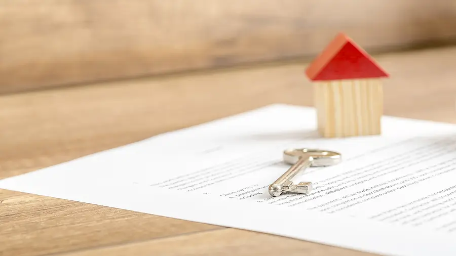 Lease Extension vs. Renewal: What's Best for New Jersey Landlords?